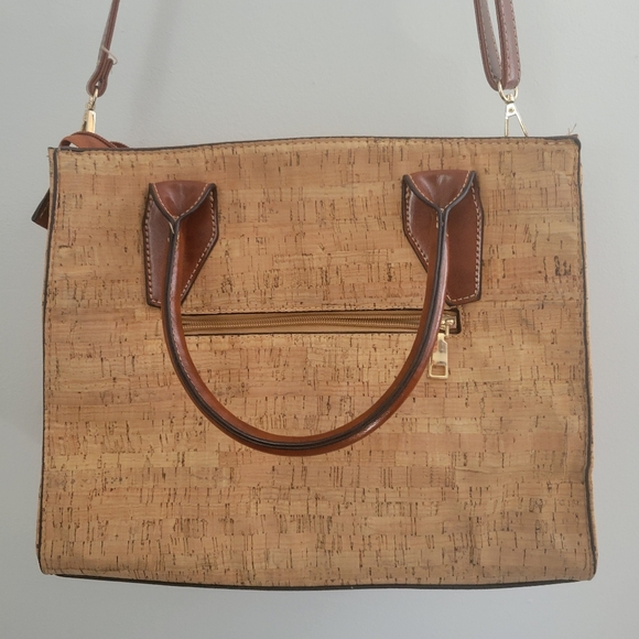 Natural Cork Shoulder/Handbag w/ Geometric Pattern - Picture 7 of 11